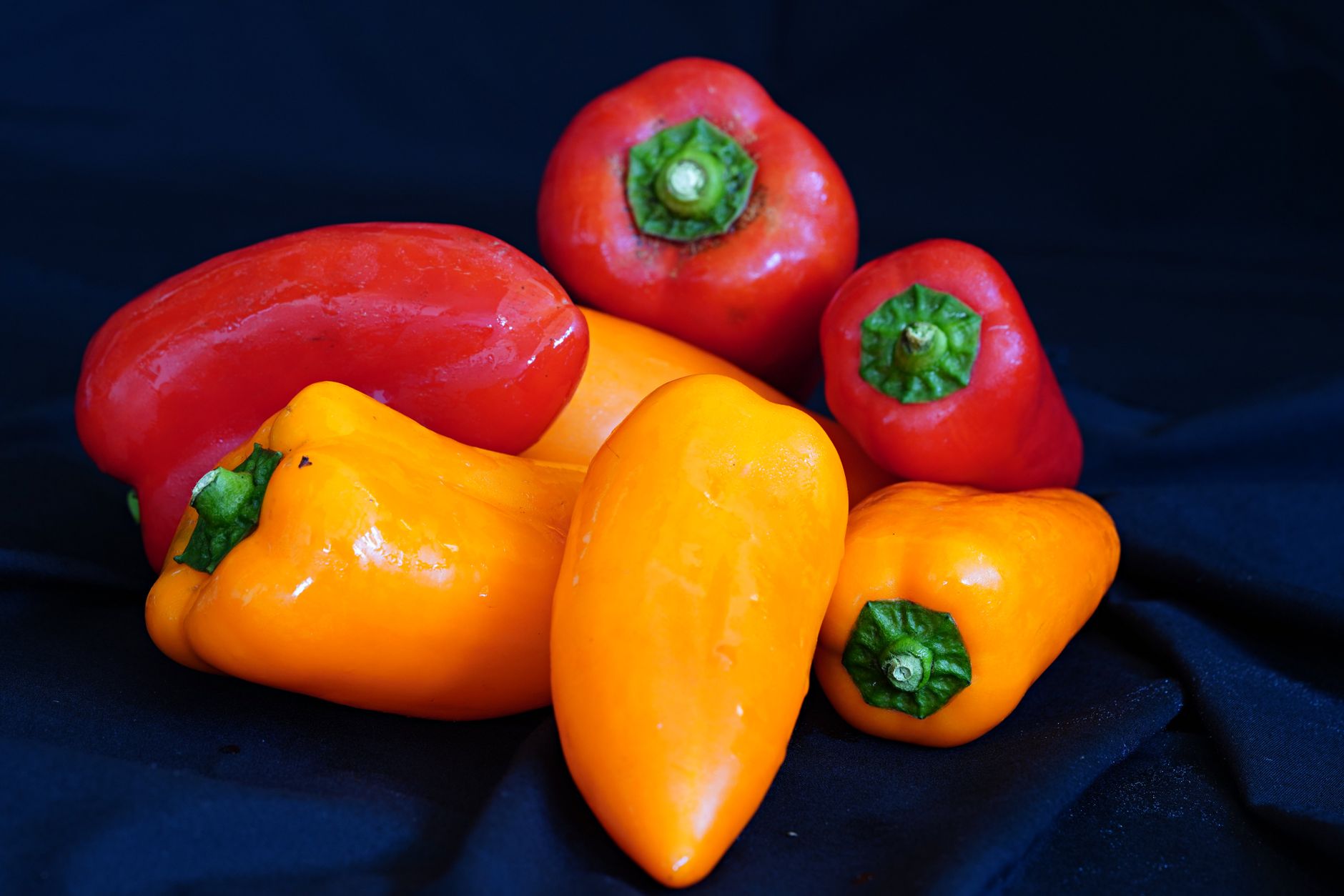 Rdeča in rumena paprika
